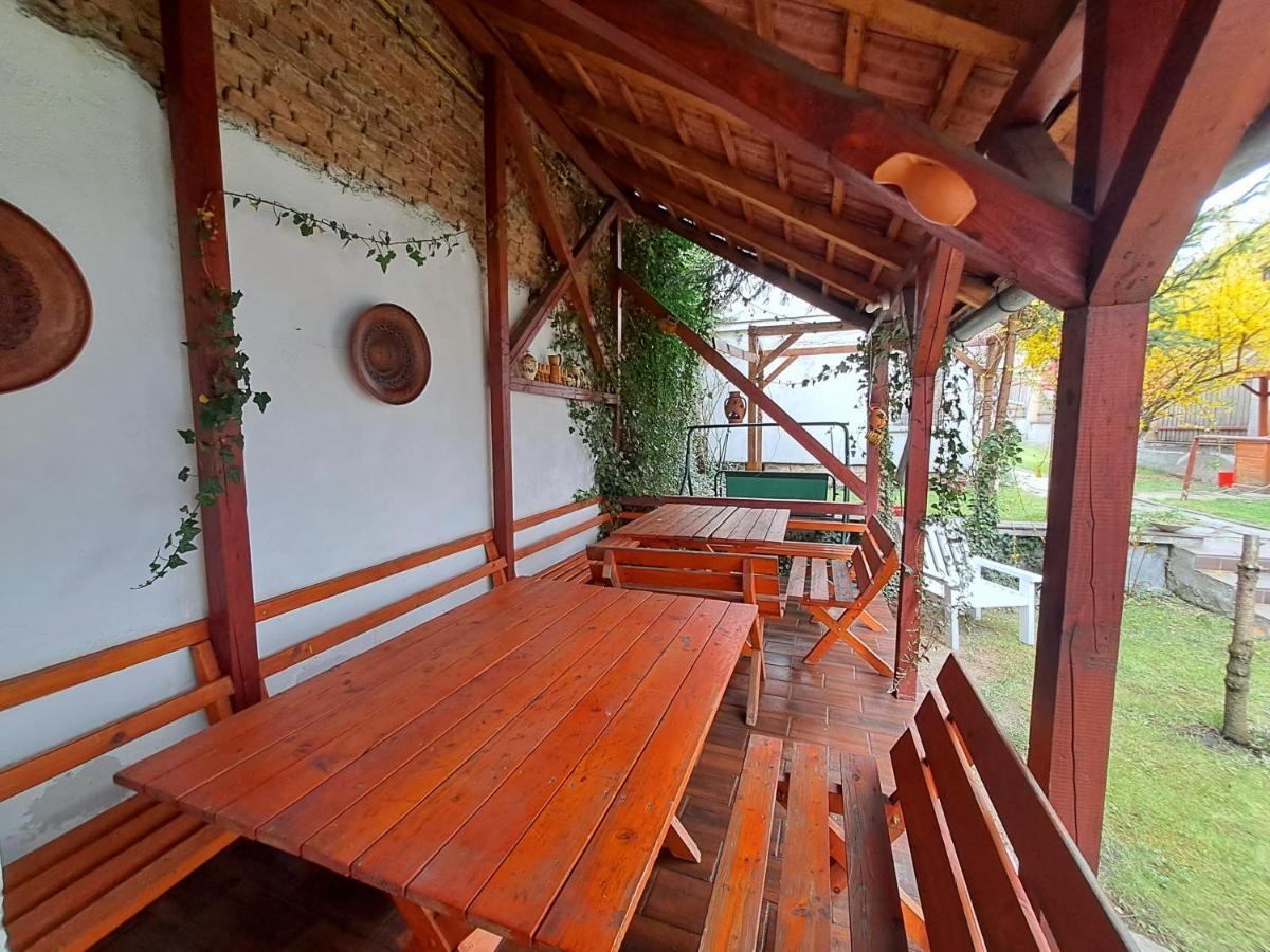 7 Level Central Apartments Miercurea Ciuc Ngoại thất bức ảnh