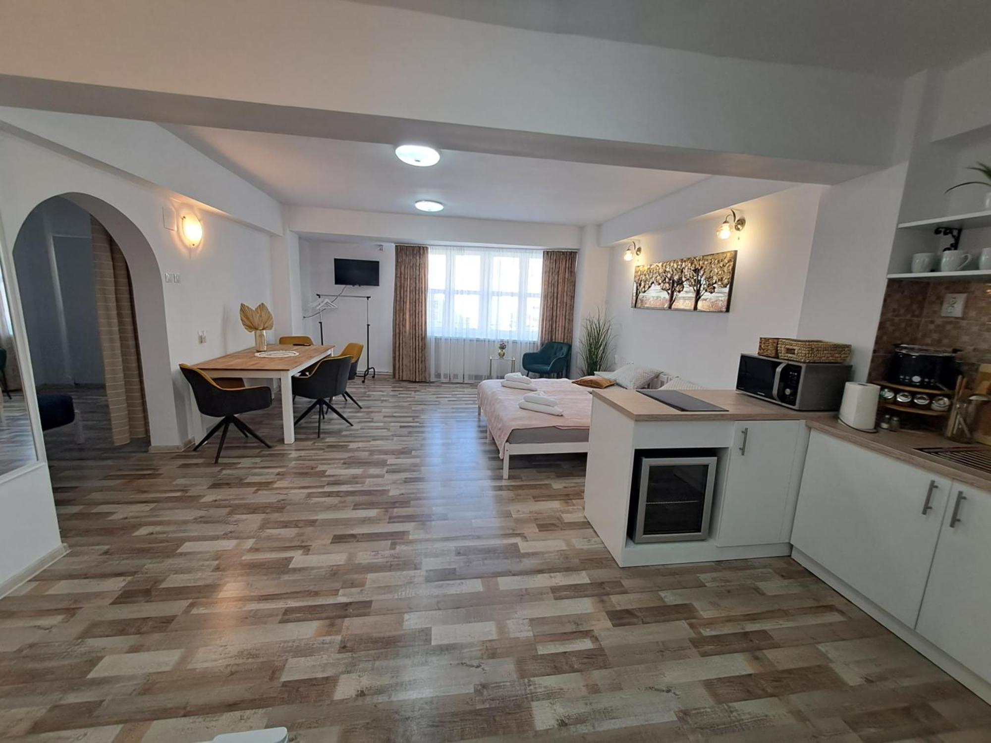 7 Level Central Apartments Miercurea Ciuc Ngoại thất bức ảnh